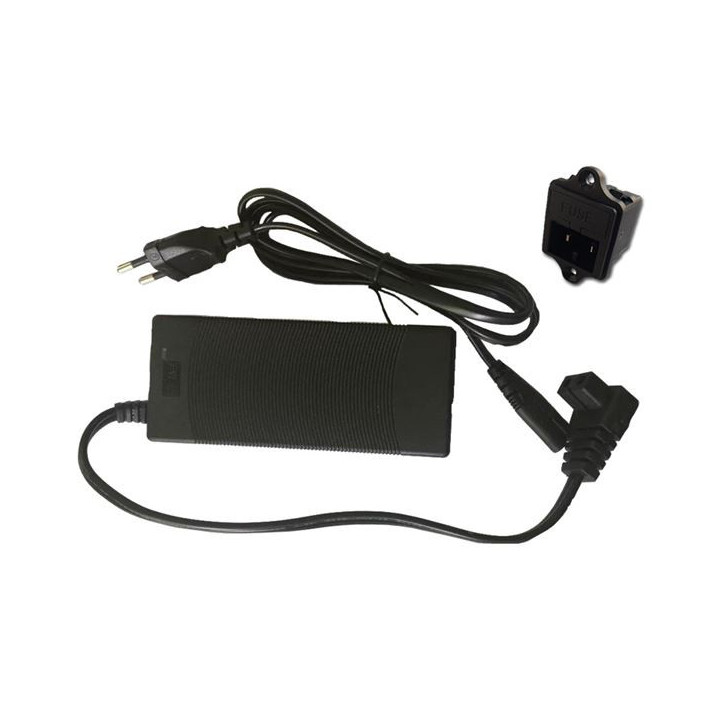 Muvip Transformador a 220V con Adaptador Para Neveras Fijas Muvip - Color Negro