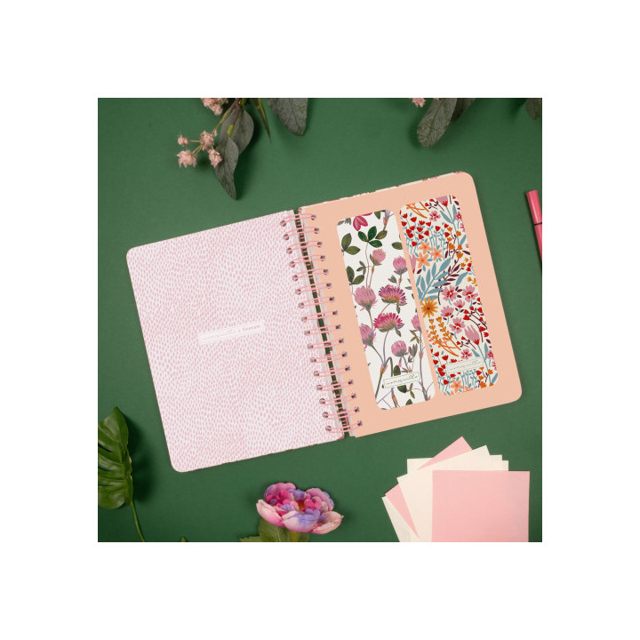 Agenda 2026 moniquilla e10 155x212mm dia pagina amapola finocam 770110126