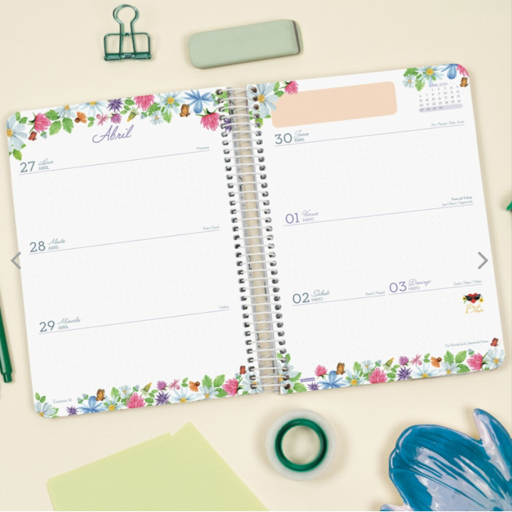 Agenda 16 meses septiembre 2025-diciembre 2026 cloe e10-155x212 semana vista horizontal verde+ finocam 627100326