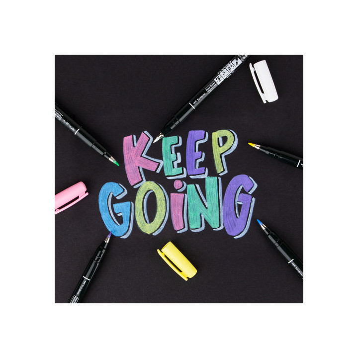 Estuche 6 rotuladores base de agua fudenosuke para papel oscuro colores pastel tombow ws-bs-6p