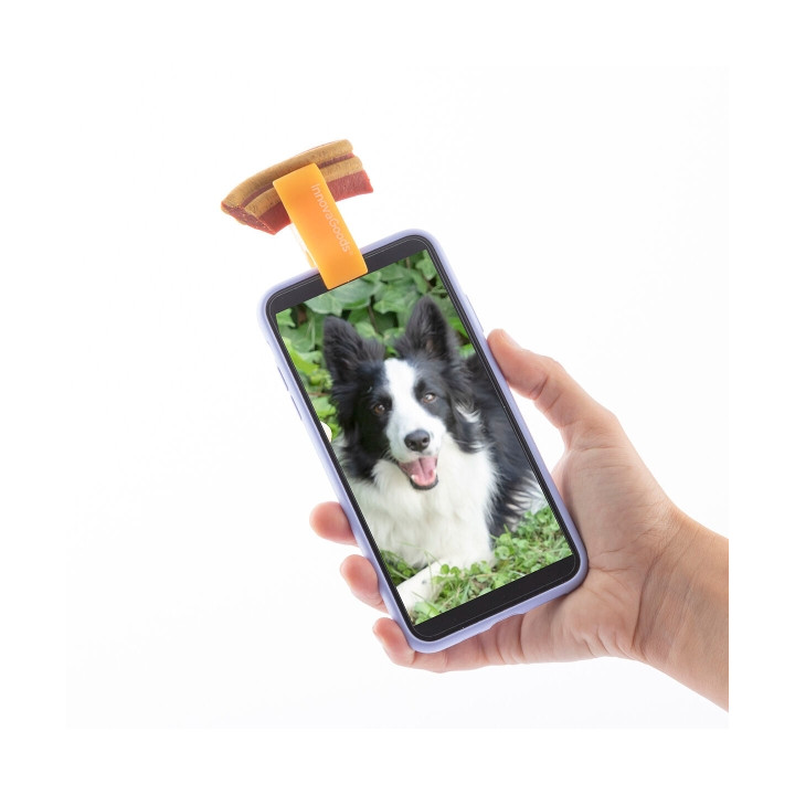 Innovagoods Pefie Clip de Selfies para Mascotas - Silicona Flexible - Firme Sujecion - Ligero y Compacto - Facil de Limpiar - 1.